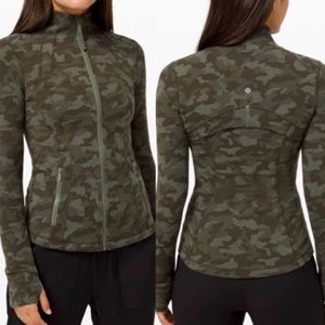 LULULEMON DEFINE JACKET *NULU-HERITAGE GREEN CAMO